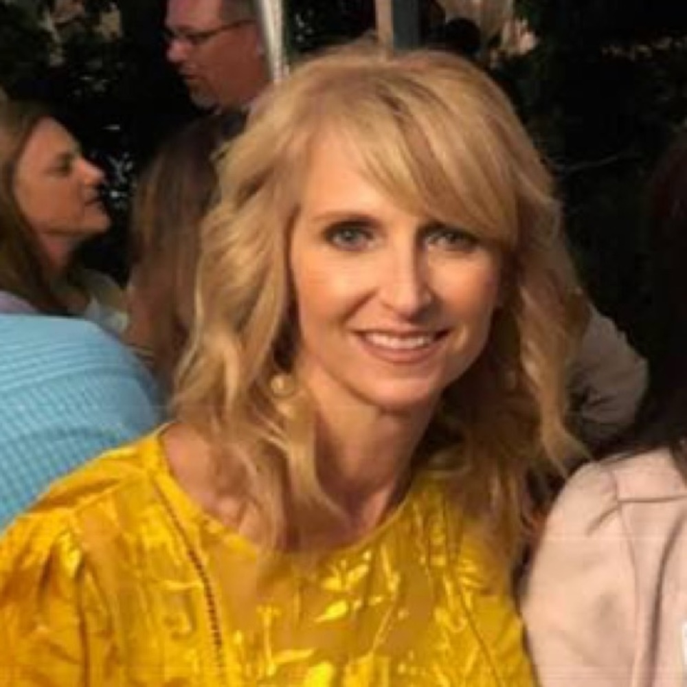Meet your Posher, Lorie